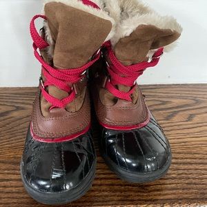 Ann Klein winter boots.